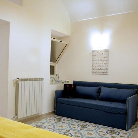 Giulia'S House Apartments SantʼAntonio Abate Zewnętrze zdjęcie