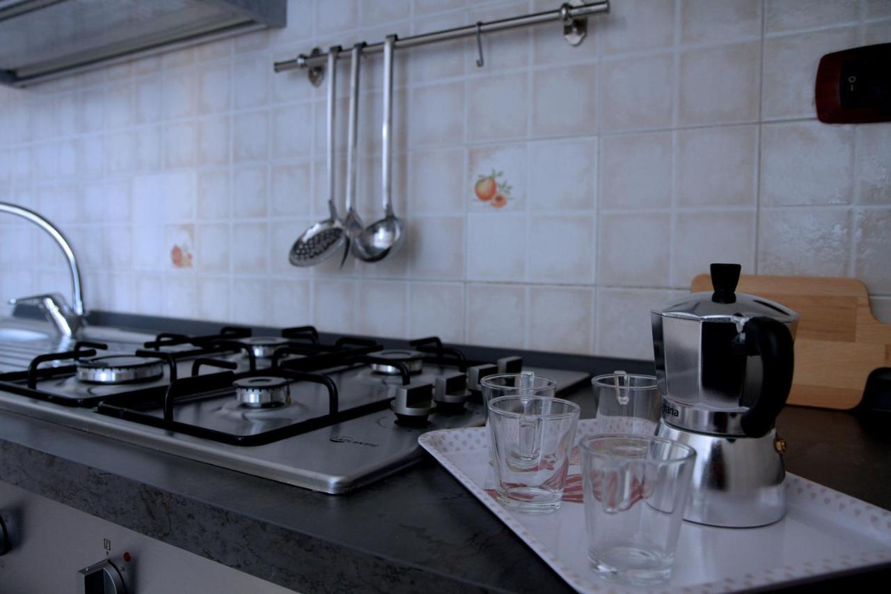 Giulia'S House Apartments SantʼAntonio Abate Zewnętrze zdjęcie