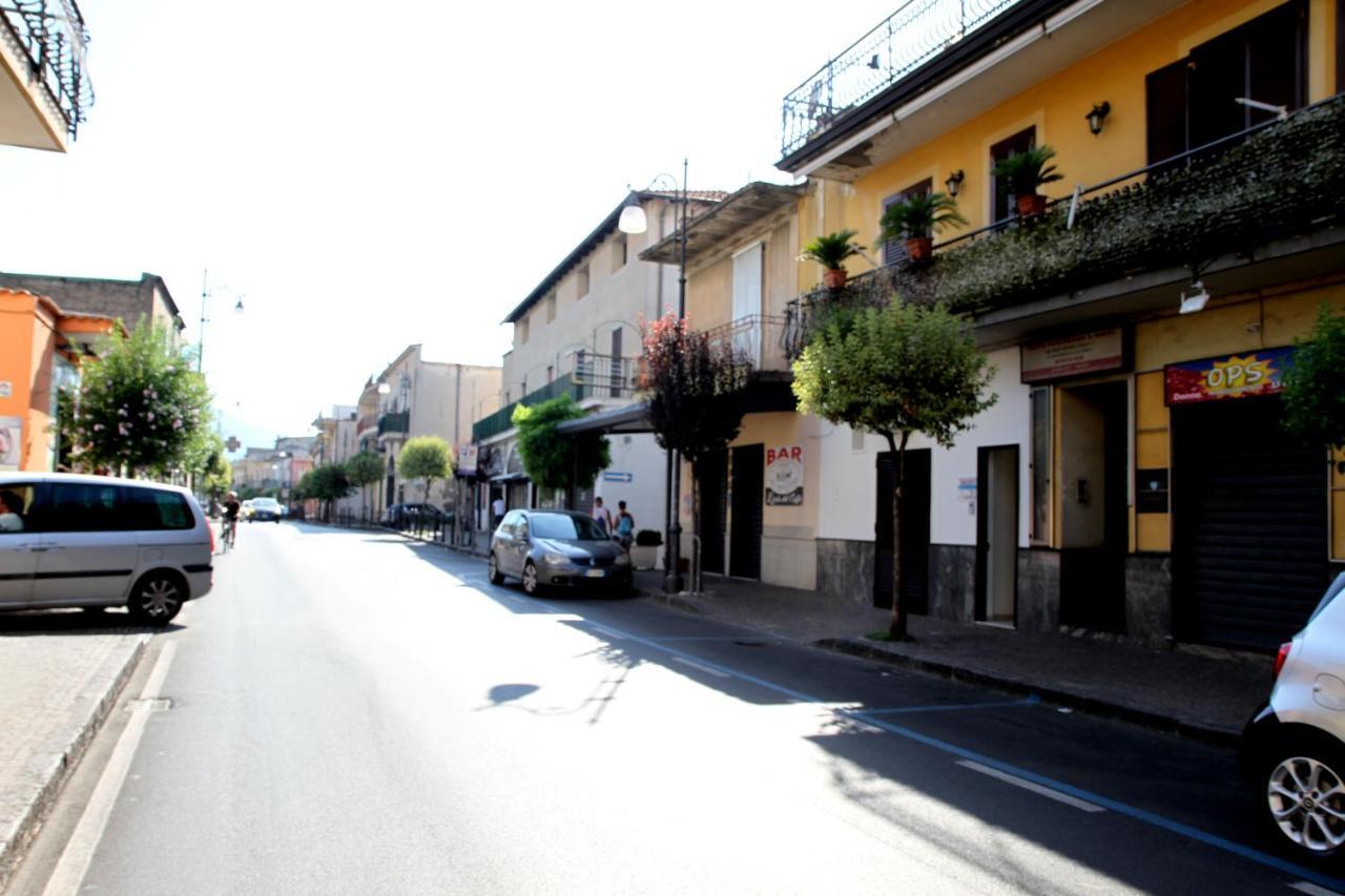 Giulia'S House Apartments SantʼAntonio Abate Zewnętrze zdjęcie